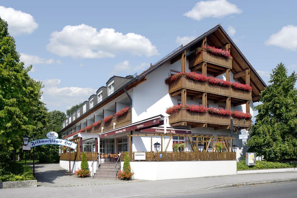 Feldmochinger Hof Hotel Munich Exterior photo