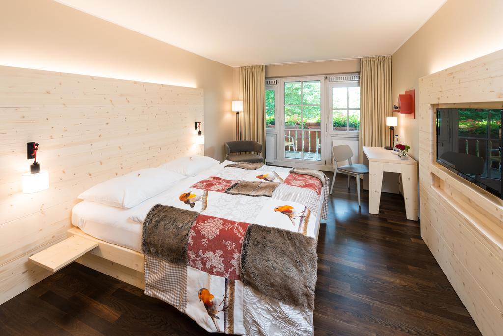 Feldmochinger Hof Hotel Munich Exterior photo